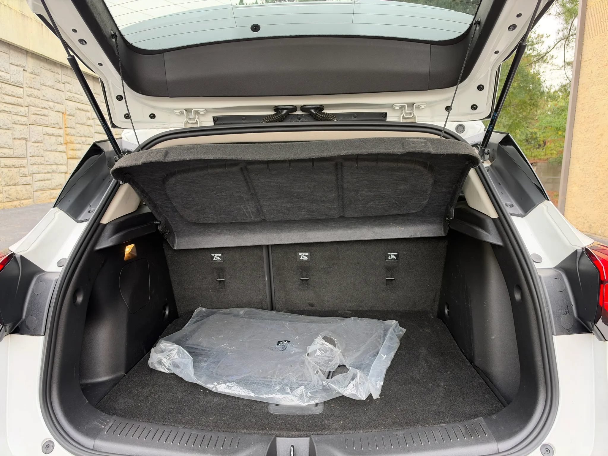 Used 2021 Buick Encore GX Preferred FWD image 34