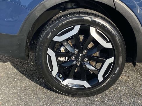 Used 2024 Kia Telluride S w/ S Sunroof Package AWD/4WD image 11