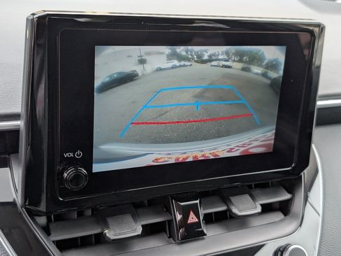 Used 2024 Toyota Corolla LE FWD image 6