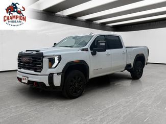 Used 2025 GMC Sierra 2500 AT4 AWD/4WD video 1