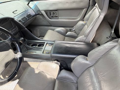 Used 1991 Chevrolet Corvette Convertible image 13