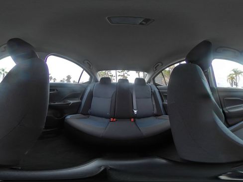 Used 2025 Nissan Versa SV FWD image 40