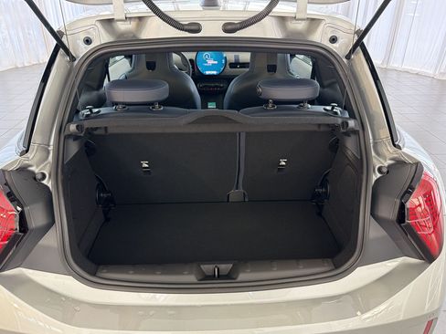 New 2026 MINI Cooper 2-Door Hardtop FWD image 33