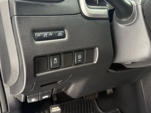 Used 2020 Nissan Murano S w/ Technology Package image 16