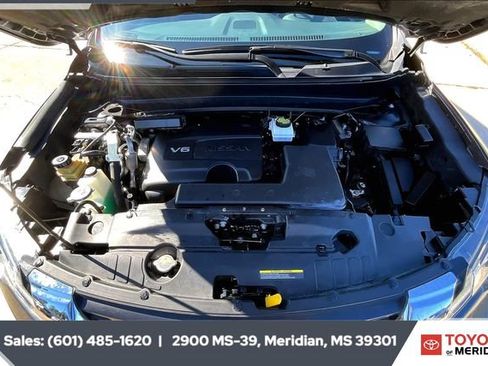 Used 2020 Nissan Pathfinder SV w/ Cargo Package image 8