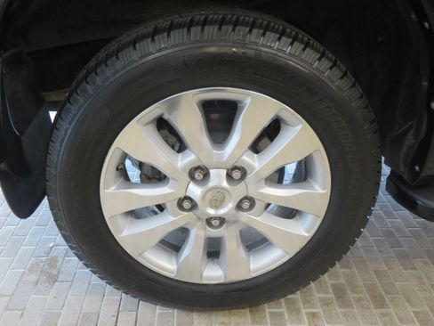Used 2012 Toyota Sequoia Platinum AWD/4WD image 10