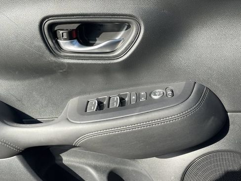 Certified 2026 Honda HR-V EX-L image 18
