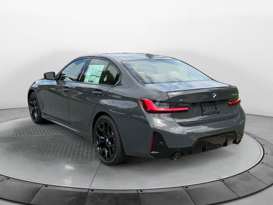 New 2026 BMW 330i xDrive Sedan w/ M Sport Package AWD/4WD image 5