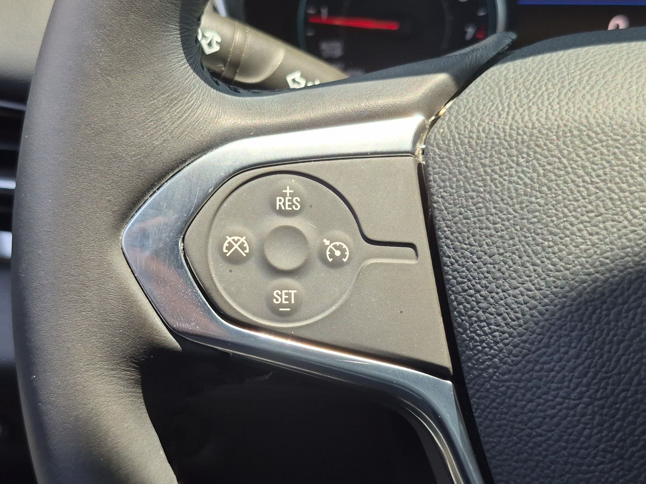 Used 2021 Chevrolet Traverse LT AWD/4WD image 19