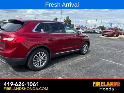 Used 2017 Lincoln MKX Select w/ Select Plus Package FWD image 7