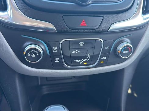 Used 2020 Chevrolet Equinox LT image 26