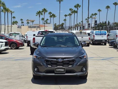 Used 2024 Subaru Crosstrek 2.0i Premium w/ Crosstrek Mirror Package AWD/4WD image 2