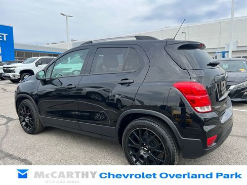 Used 2022 Chevrolet Trax LT w/ Driver Confidence Package image 5