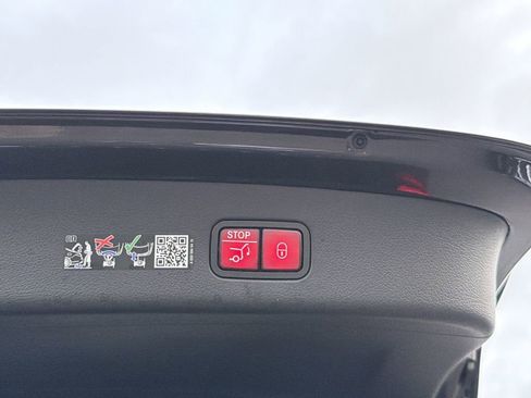 New 2026 Mercedes-Benz GLC 300 4MATIC image 16