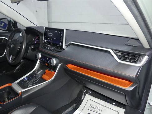 Used 2020 Toyota RAV4 Adventure image 23