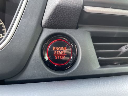 New 2025 Honda Pilot Sport image 10