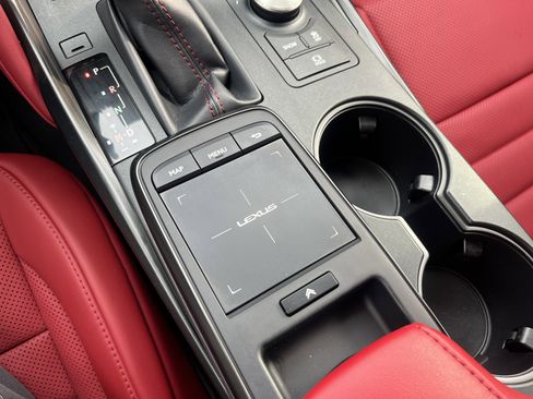 Used 2025 Lexus IS 350 F Sport w/ Navigation Package image 30