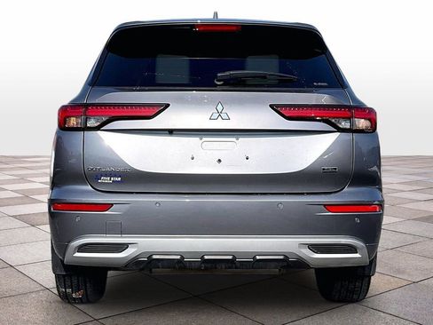 Used 2022 Mitsubishi Outlander SEL image 4