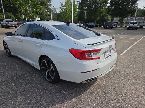 Used 2022 Honda Accord Sport image 5