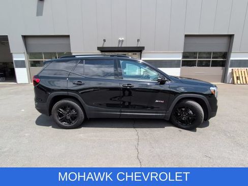 Used 2024 GMC Terrain AT4 AWD/4WD image 6