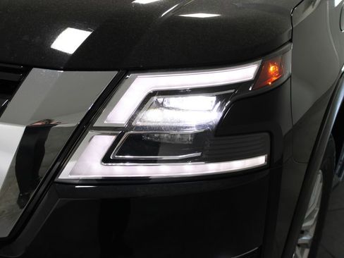 Used 2024 Nissan Armada SV w/ Cargo Package AWD/4WD image 55