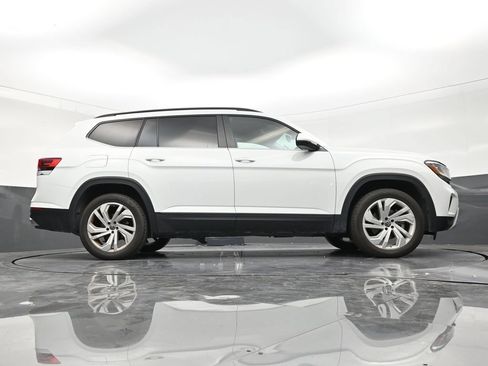 Used 2023 Volkswagen Atlas SE FWD image 25