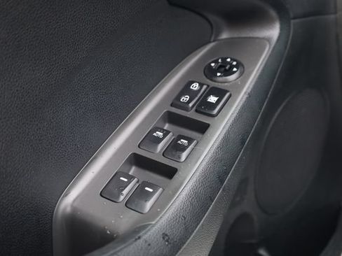 Used 2018 Kia Forte EX FWD image 17