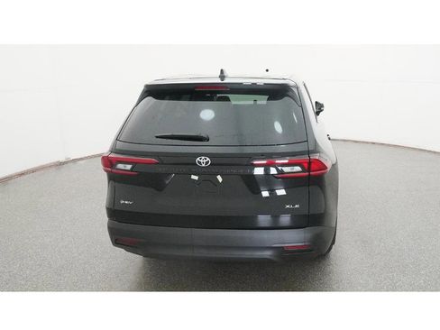 New 2026 Toyota Grand Highlander XLE image 7