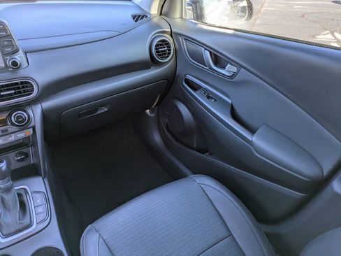 Used 2019 Hyundai Kona Limited image 19