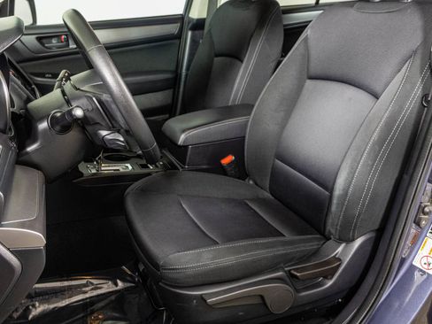 Used 2017 Subaru Legacy 2.5i image 18