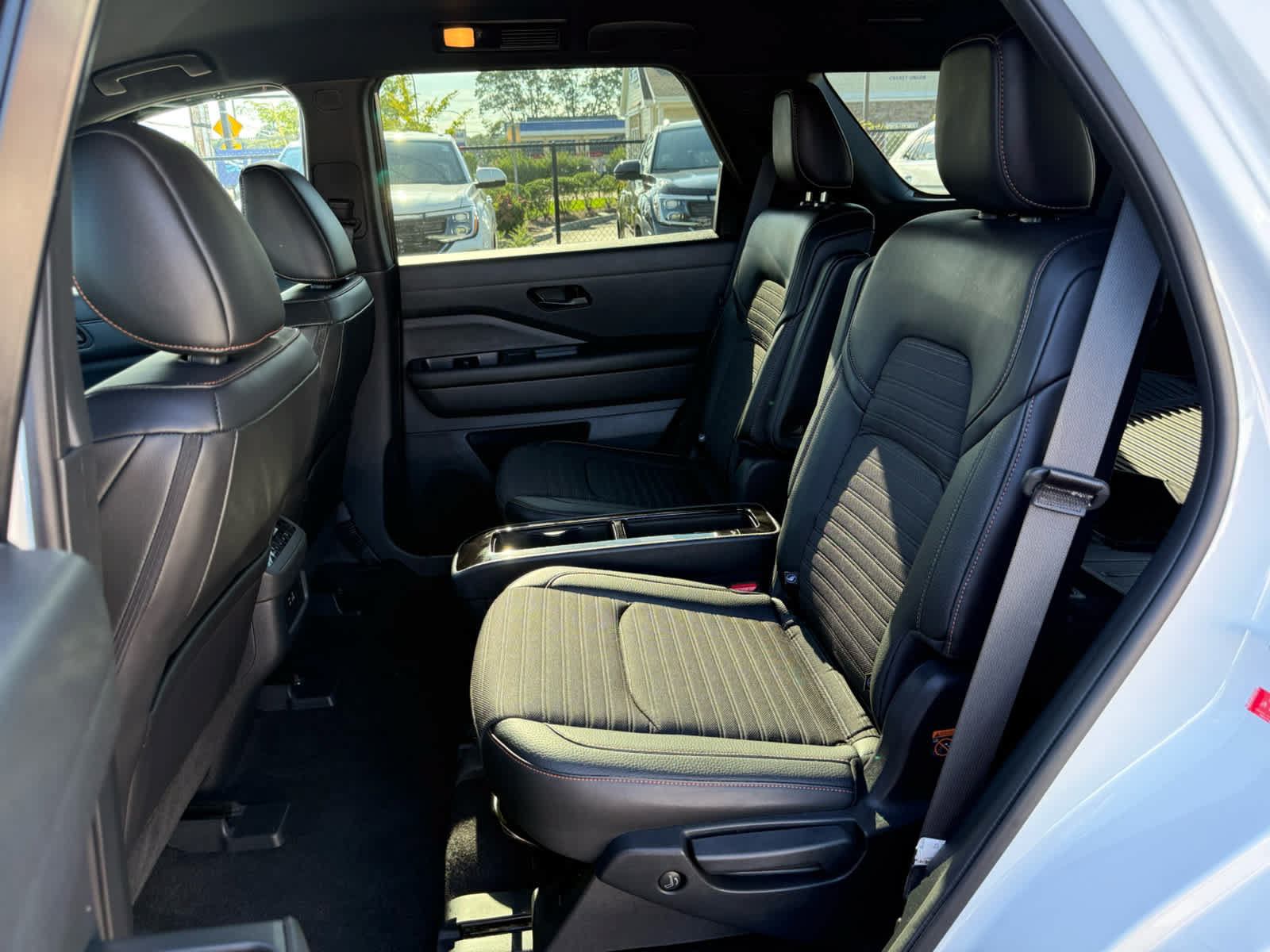 Used 2024 Nissan Pathfinder Rock Creek AWD/4WD image 18