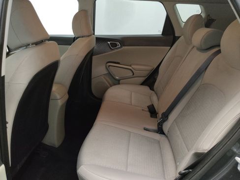 Used 2021 Kia Soul S FWD image 18