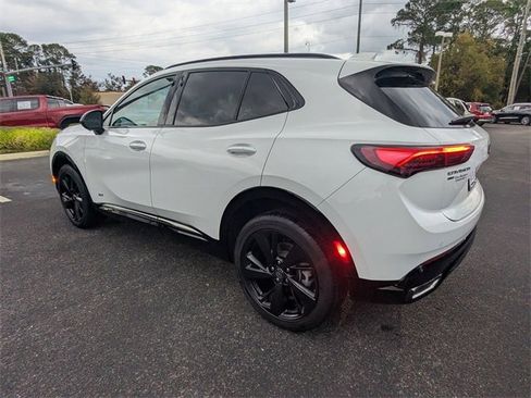 Used 2025 Buick Envision Sport Touring image 6