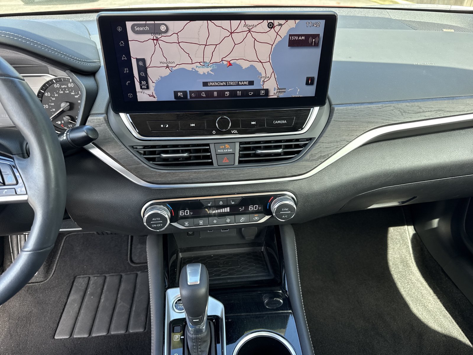 Used 2025 Nissan Altima 2.5 SL AWD/4WD image 30