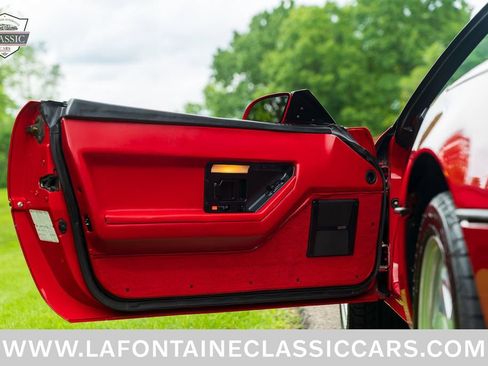 Used 1988 Chevrolet Corvette Convertible RWD image 80