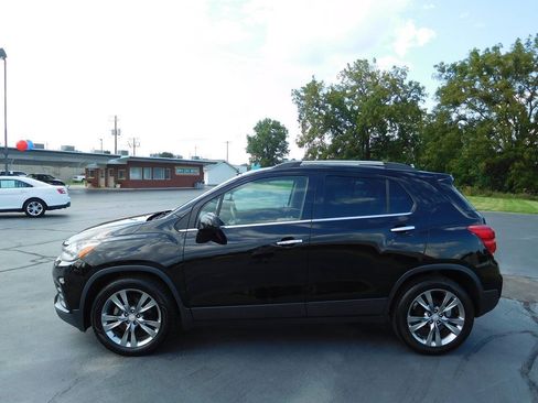 Used 2019 Chevrolet Trax LT w/ Driver Confidence Package FWD image 5