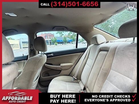 Used 2005 Honda Accord LX image 11