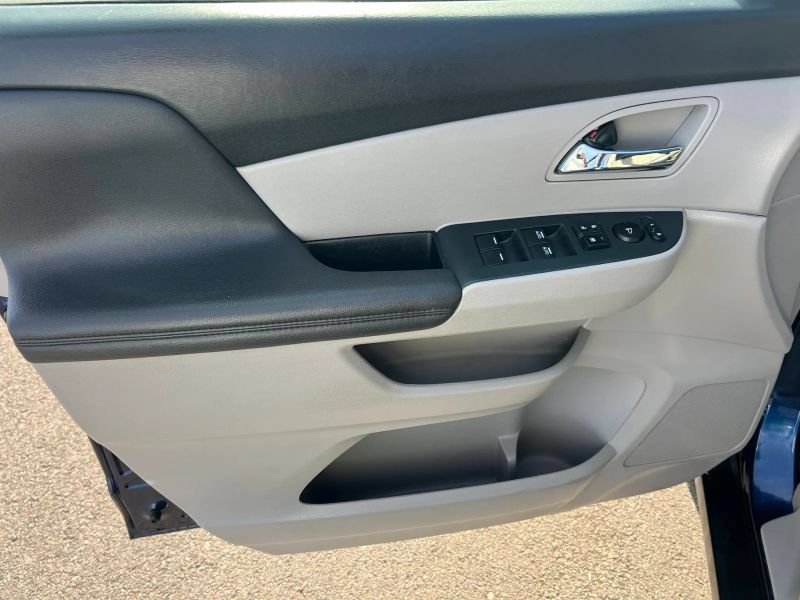Used 2015 Honda Odyssey EX-L image 22