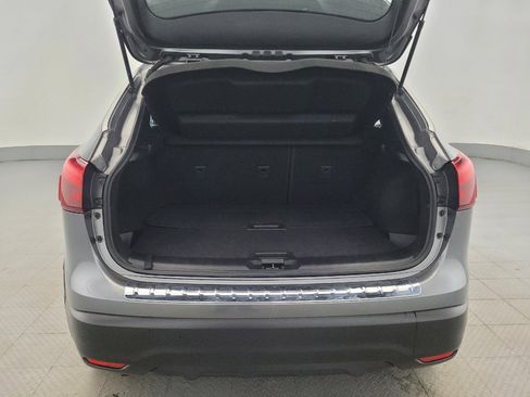 Used 2017 Nissan Rogue Sport SL w/ SL Premium Package image 29