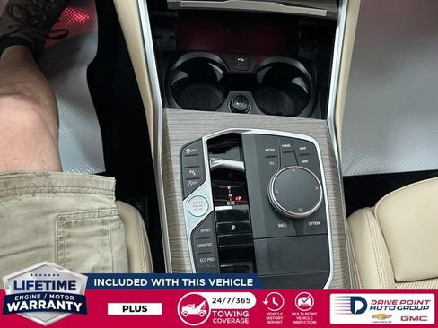Used 2025 BMW 330i xDrive Sedan w/ Premium Package AWD/4WD image 21