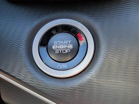 New 2025 Jeep Grand Cherokee Altitude image 23