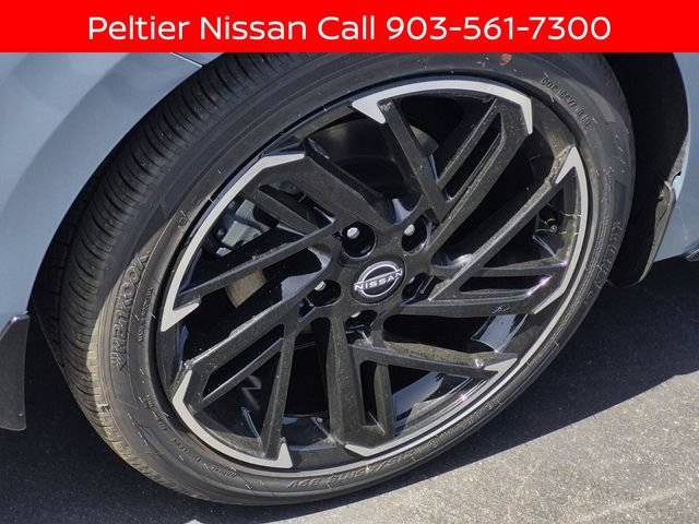 New 2026 Nissan Sentra SR w/ SR Premium Package FWD image 5