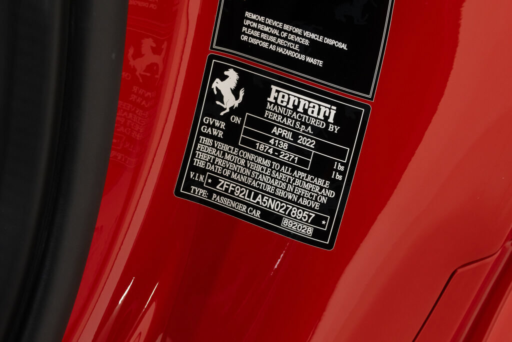Used 2022 Ferrari F8 Tributo RWD image 28