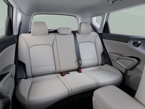 New 2025 Kia Soul LX image 17