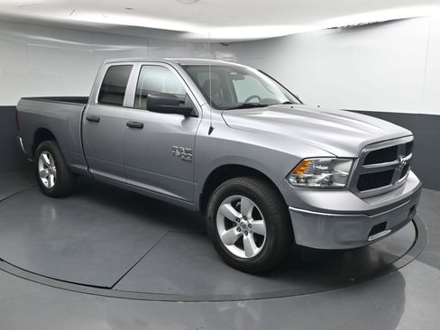 Used 2024 RAM 1500 Classic SLT AWD/4WD image 1