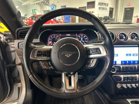 Used 2020 Ford Mustang GT Premium w/ GT Performance Package RWD image 18