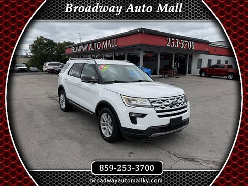 Used 2019 Ford Explorer XLT w/ Equipment Group 201A AWD/4WD image 1