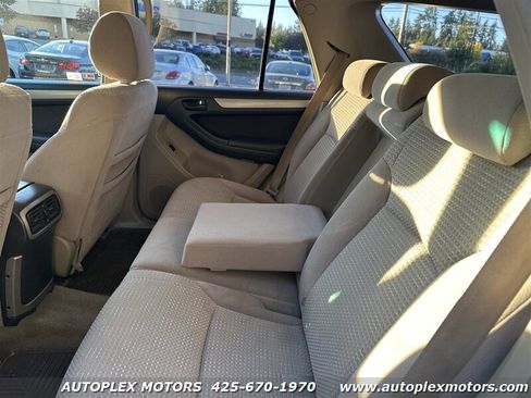 Used 2004 Toyota 4Runner SR5 image 15