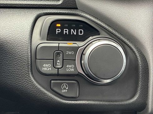 New 2026 RAM 1500 Express AWD/4WD image 19