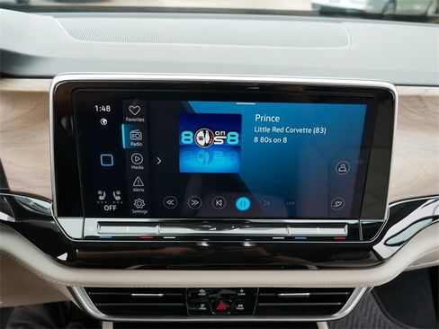 Certified 2025 Volkswagen Atlas SE image 29